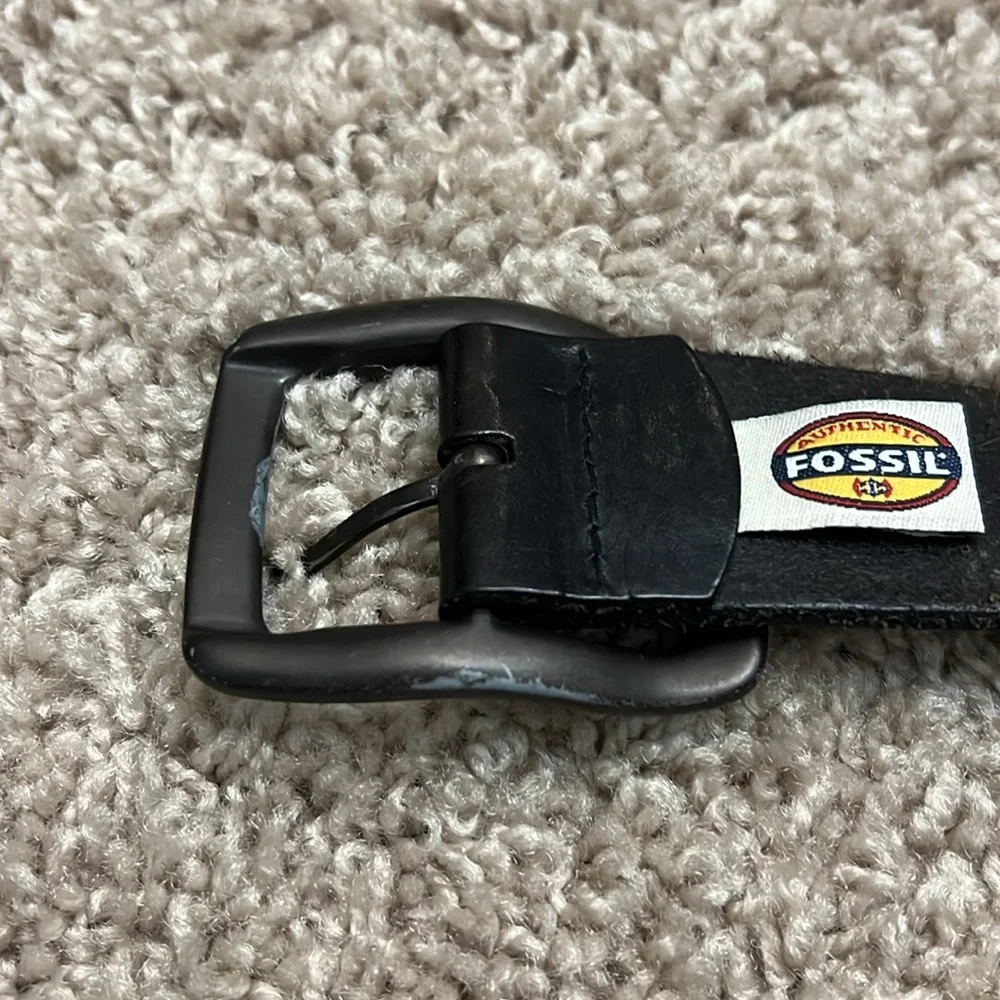 Fossil belt, dark brown sz 32 full grain cowhide